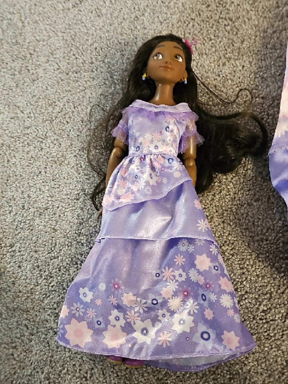 K3🔹️Disney Encanto Isabella Purple Floral Dress Costume And Matching Doll - Picture 4 of 6
